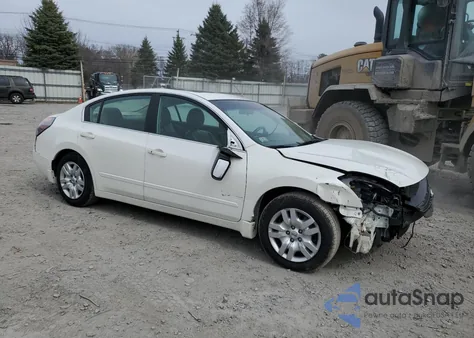 2011 Nissan Altima Base z USA, uszkodzony, nr VIN 1N4AL2AP8BN431281